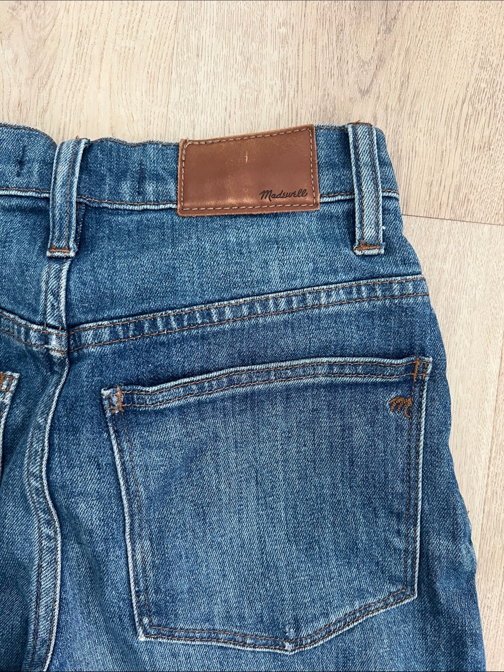 Madewell Wide Leg Crop Blue Jeans - Classic Denim - Picture 4 of 5